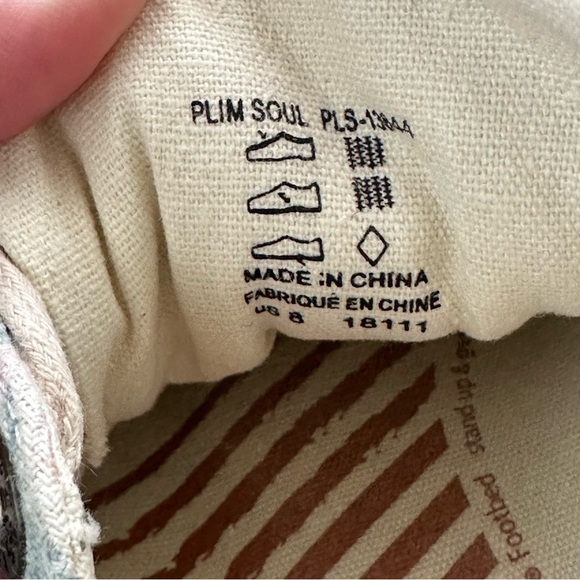 Taos size 8 Tropical Print Plim Soul Canvas Sneakers Shoes casual - Picture 6 of 7